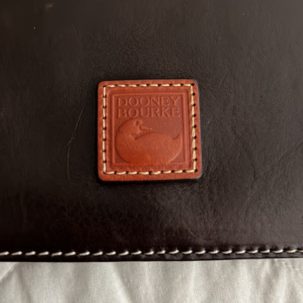 Dooney & Bourke Leather Crossbody Bag dark chocolate brown - Picture 4 of 16